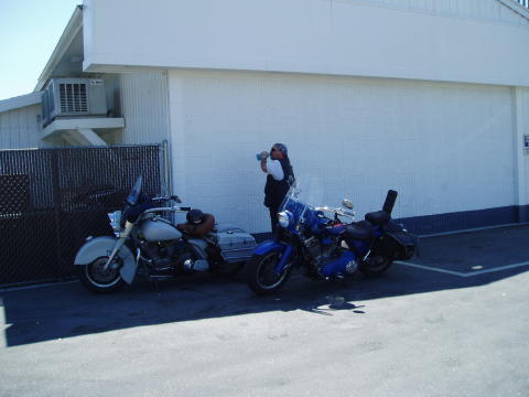blueandgray040802b