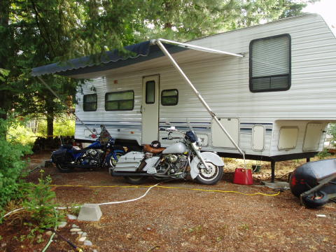 blueandgray040807a
